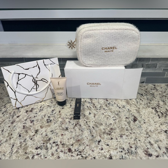 CHANEL Other - CHANEL White and Gold Beauty Set
